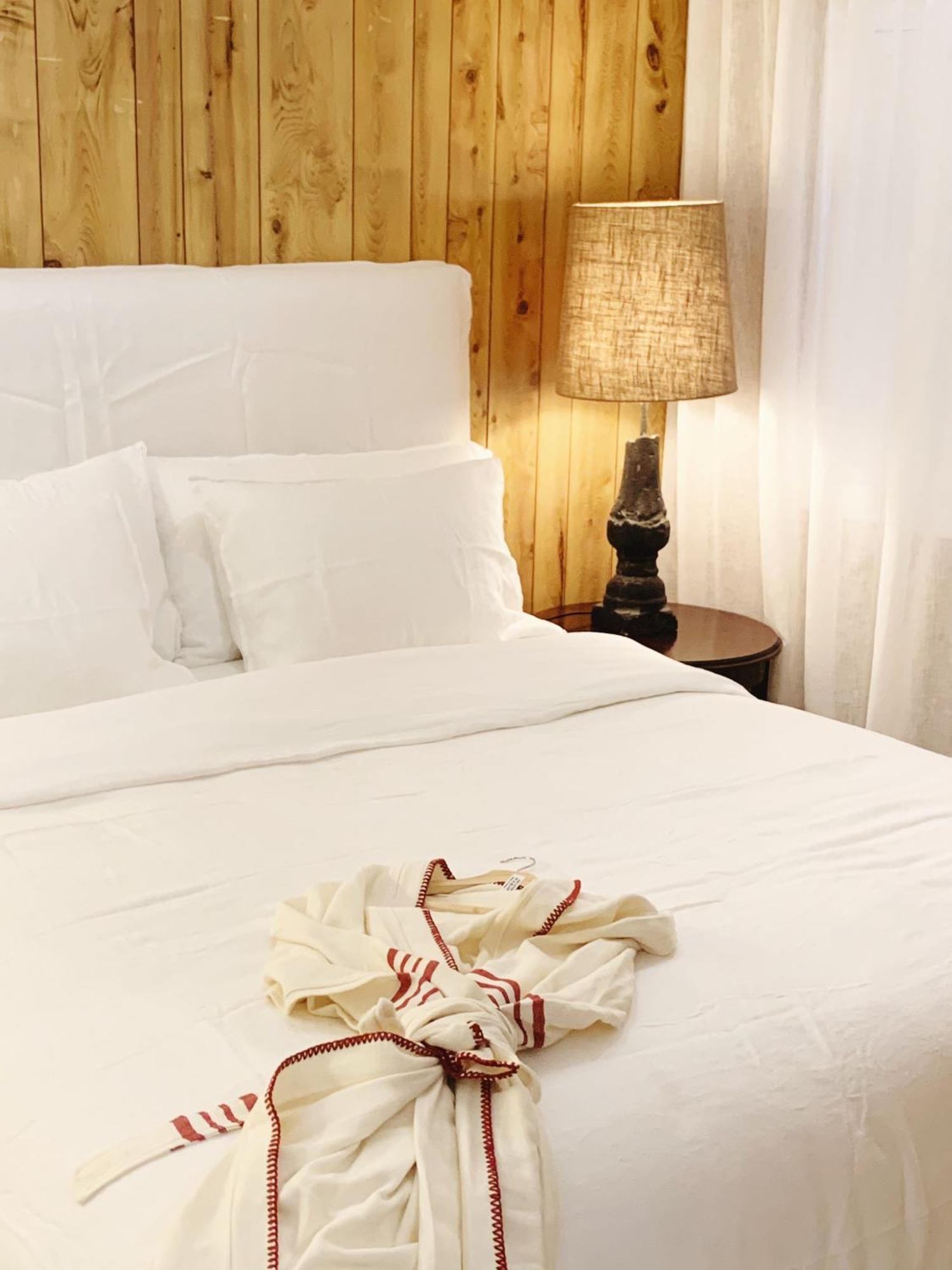 Esperance Chalet Village Bagian luar foto