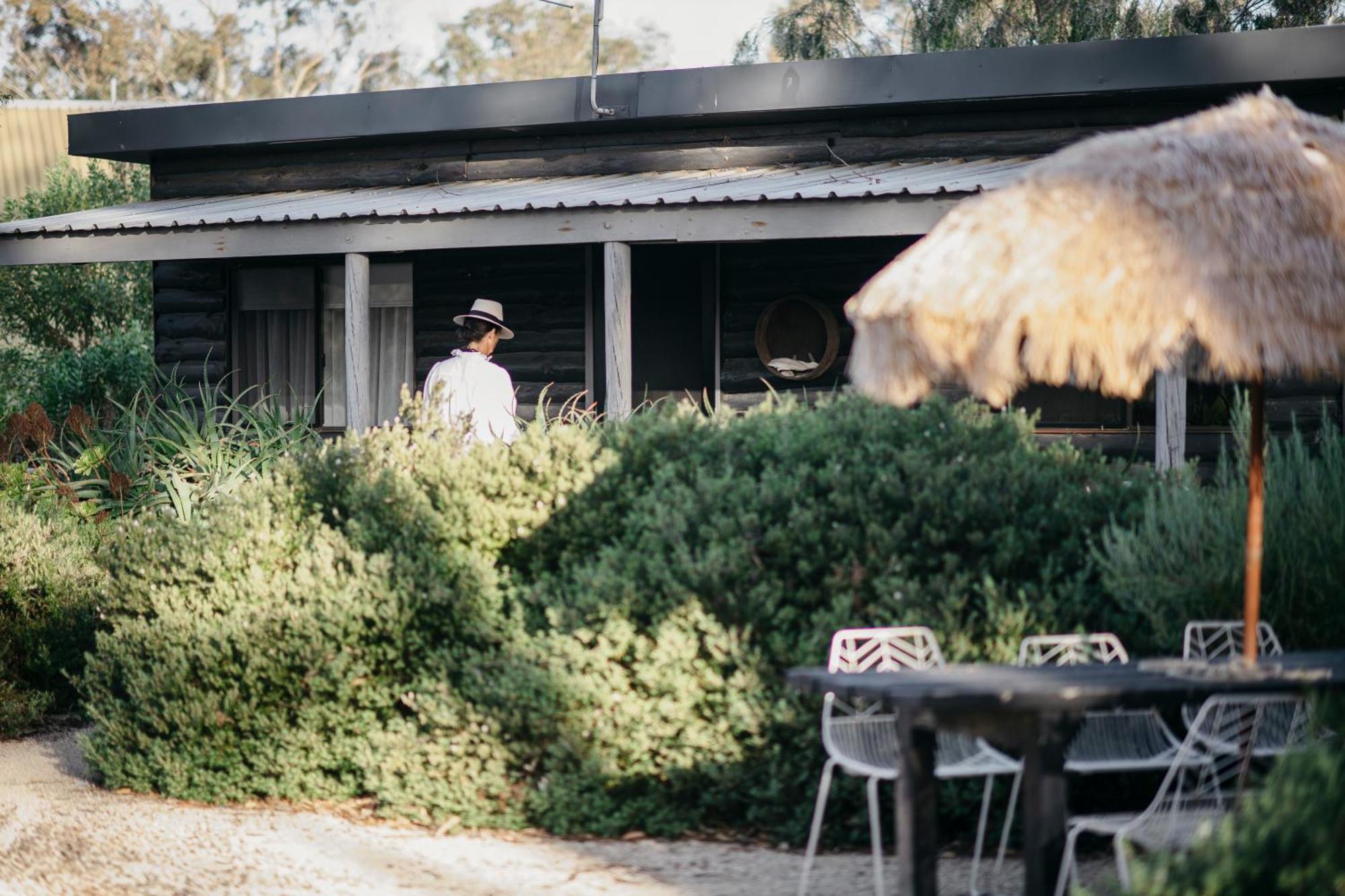 Esperance Chalet Village Bagian luar foto